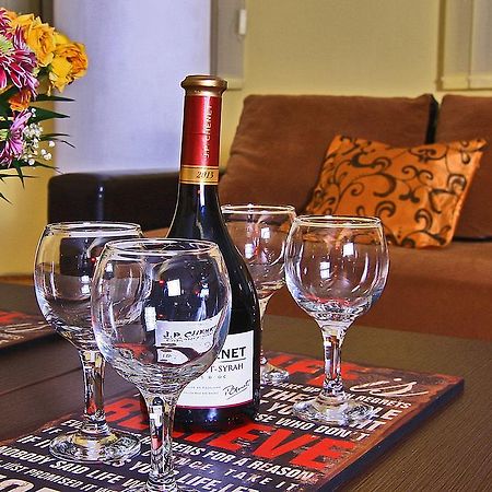 Nirvana Accommodation Bucureşti Eksteriør bilde