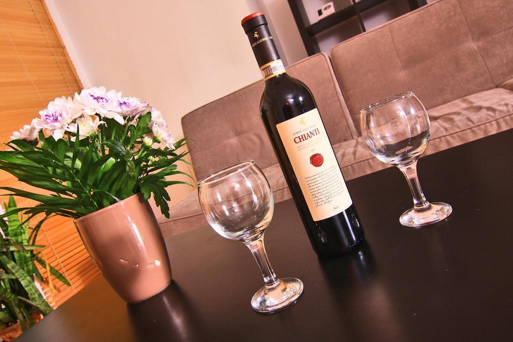 Nirvana Accommodation Bucureşti Eksteriør bilde