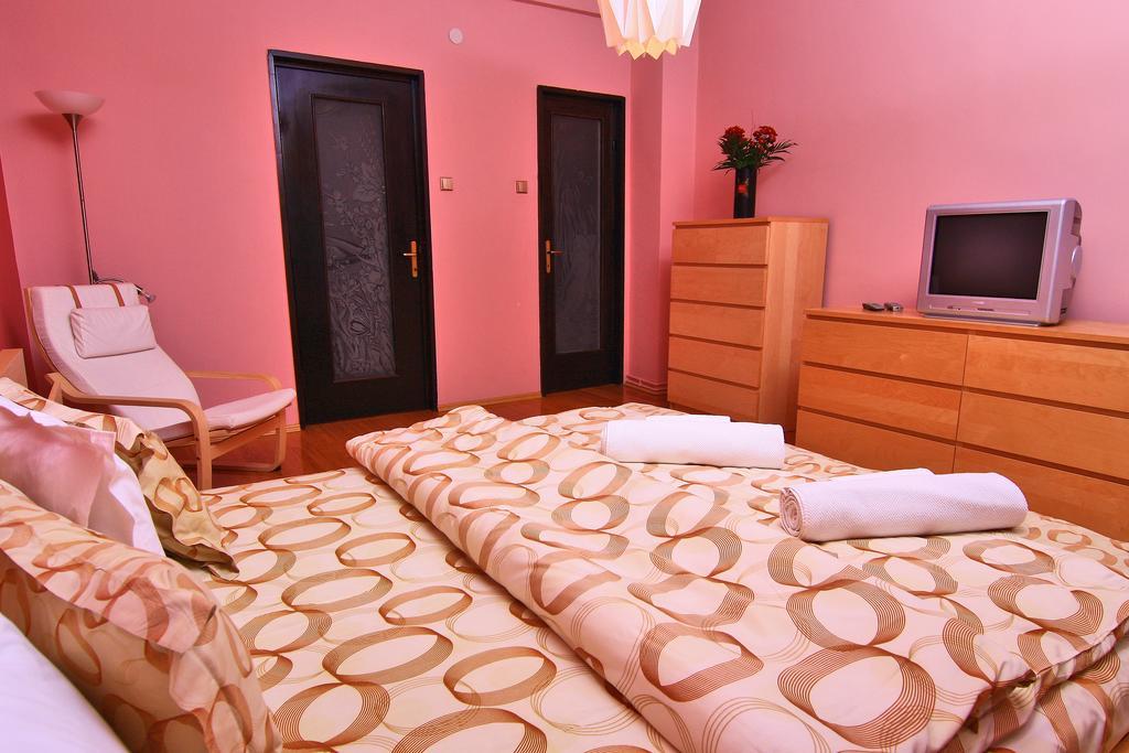 Nirvana Accommodation Bucureşti Eksteriør bilde