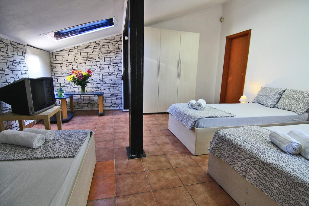 Nirvana Accommodation Bucureşti Eksteriør bilde